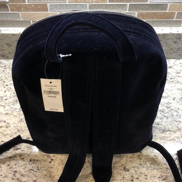 Dark navy velour backpack NWT - Picture 2 of 5